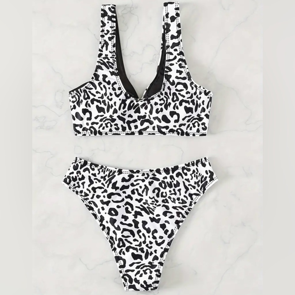 Black White Leopard O Ring High Waisted Bikini Set - Picture 4 of 7